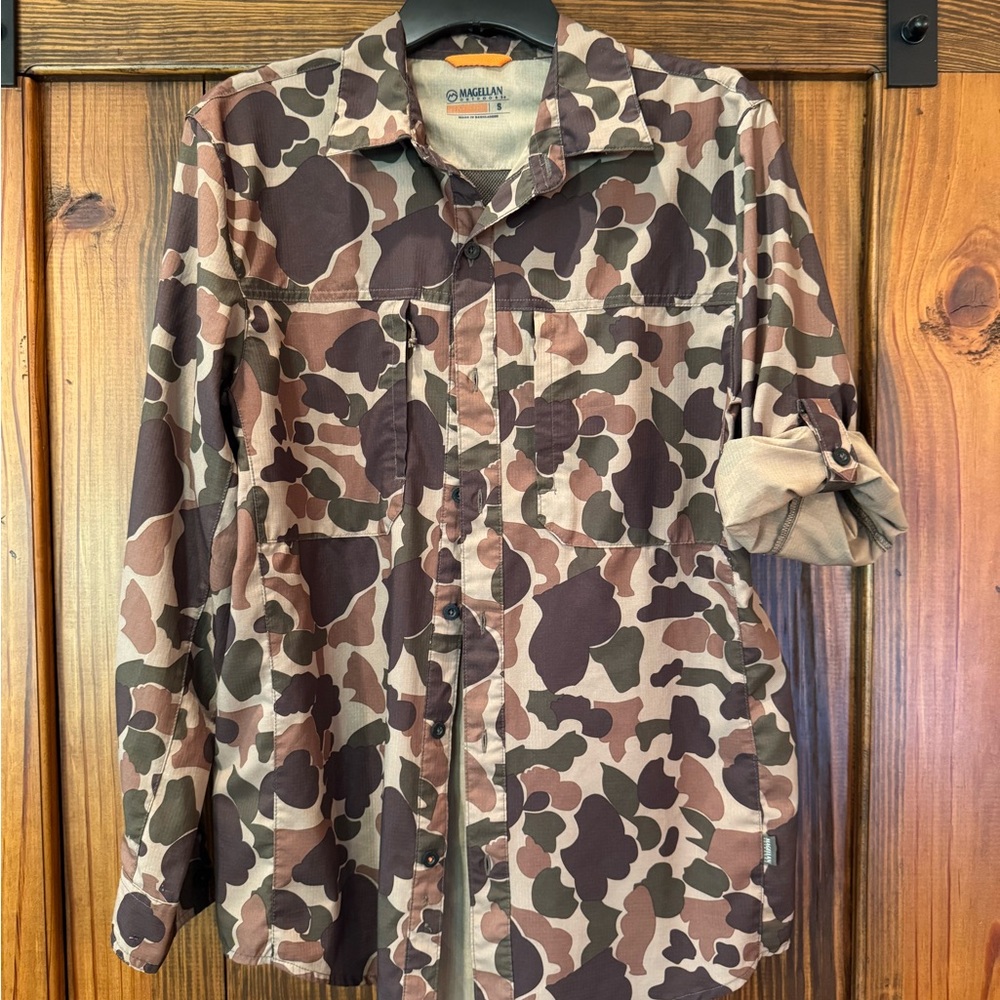 Magellan Outdoors Casual Button Down Shirt Brown Tan